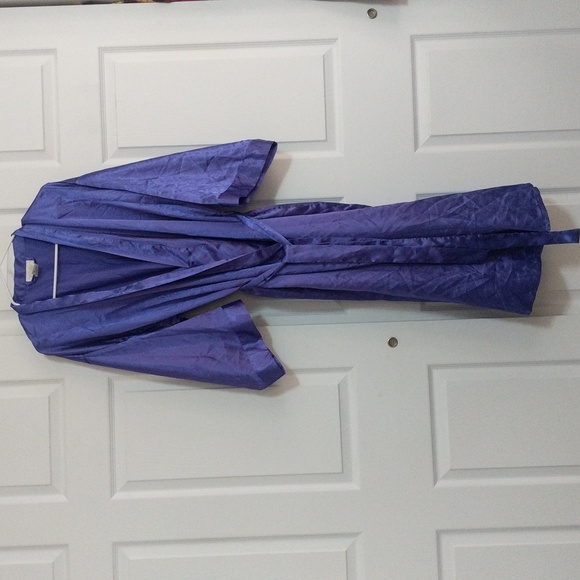 Cachet Other - NWT Cachet Women's Purple Color Satin Robe Kimono. Size:Large